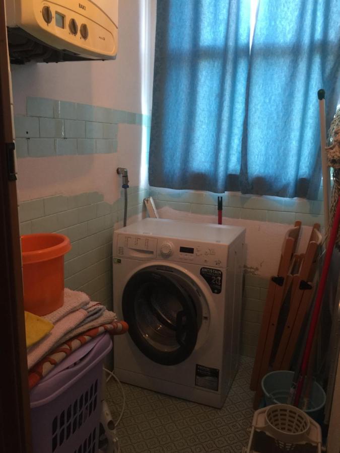 La Casa Di Clara Ombrellone Con 2 Lettini Al Lido San Giuliano Gratis E Parcheggio Privato Gratis Apartment Rimini Exterior foto